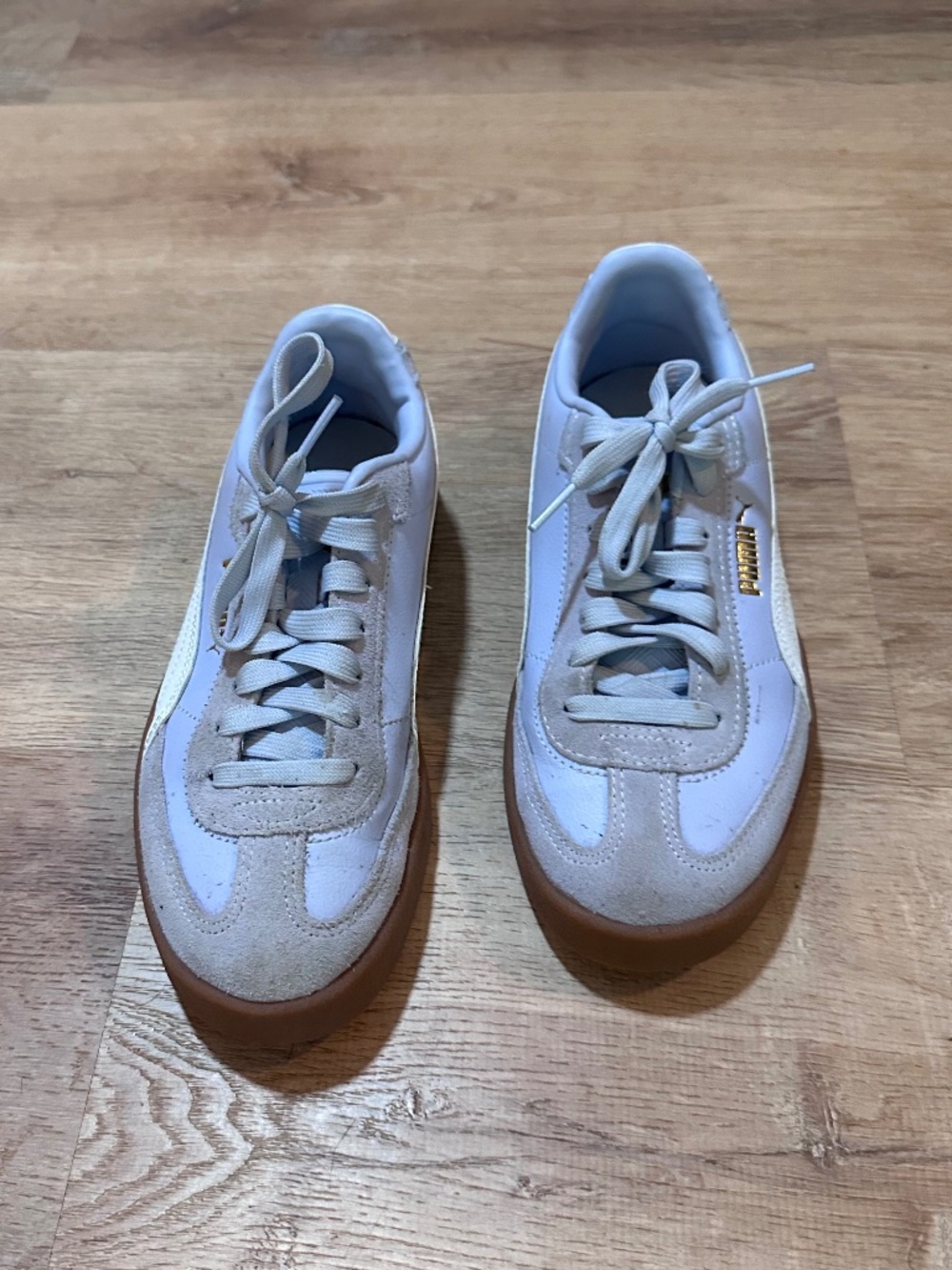 Blue Puma sneakers 7 1/2 women